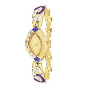 Ladies Golden Wrist Watch