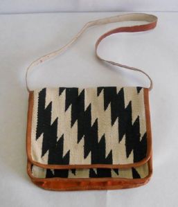classic design cotton dhurrie hand bag