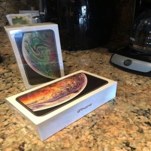 Brand New Apple iPhone XS XS Max 64GB/256GB