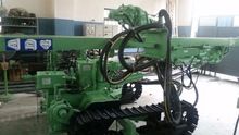 Crawler mounted drilling rig