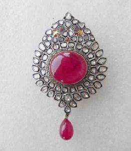 Decent & Nice Diamond Polki Pendant with Ruby