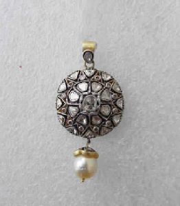 Elegant Diamond Polki Pendant with Pearl