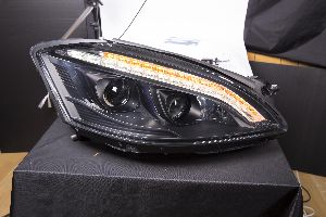 Mercedes benz s class Black head light (Premium Car Accessories - DealKarDe)