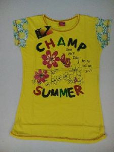 girls printed top