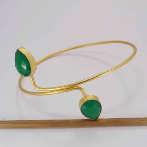 Fashionable 18k Gold Plated Green Onyx Gemstone Designer Arm Cuff