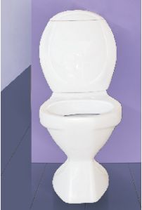 Cascade Water Closet