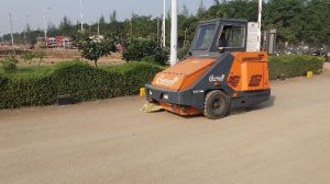 Road Sweeping Machine INDIA