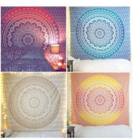 Floral ombre wall tapestry