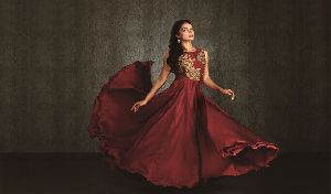 Ladies Ethnic Gown