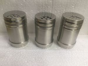 pepper shaker set