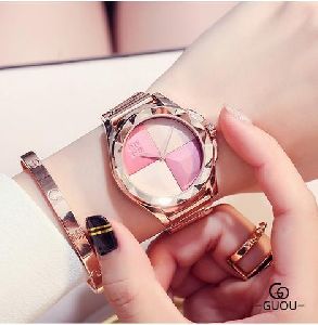 BABY PINK WHITE GOLDEN STRAP WRIST WATCH