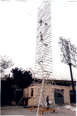 Aluminium Tiltable Tower Ladder