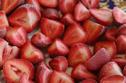 Frozen Cut Strawberries