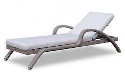 Wicker Hub Standard Deck Sun Lounger