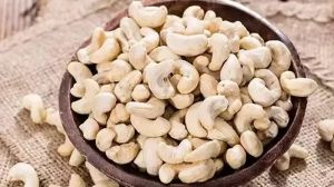 Whole Cashew Nuts