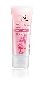 Avon Naturals Rose and Pearl Cream