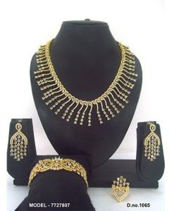 Golden Artificial Diamond Jewellery Set