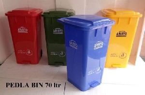 Plastic Dustbin