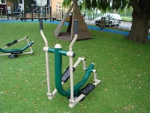 outdoor gym equipments