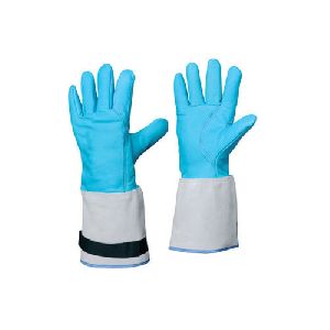 Cryogenic Gloves