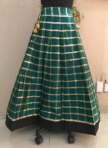 ladies green skirt