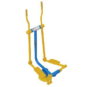 outdoor gym equipment