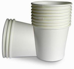 white plain paper cup