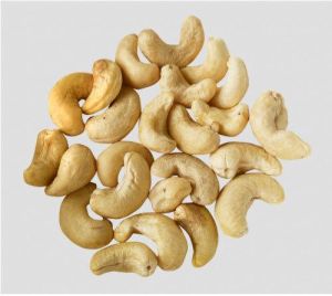 dry cashew nuts