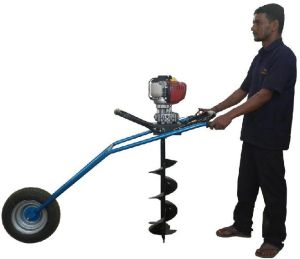 TROLLEY MOUNTED EARTH AUGER