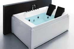 massage bath tub