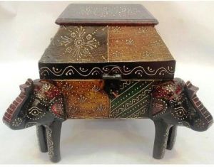 Wooden Handicraft Box