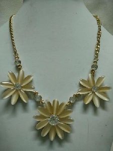 Ladies Flower Necklace