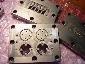 Electronic Part Cutting Dies