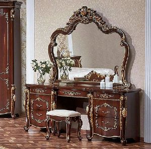 Wooden Console Table With Mirror