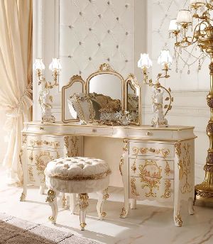 Wooden Console Table With Mirror