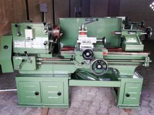 Medium Duty Lathe Machine