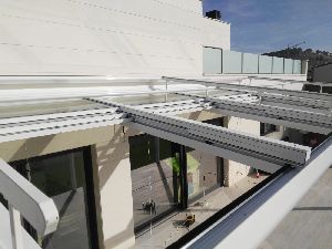 Retractable Roofing System