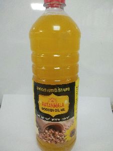 Natural Cold Pressed Groundnut Oil
