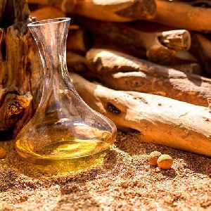 Natural Sandalwood Essential Oil