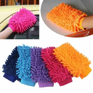 Cleaning Hand Gloves