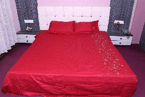 Hand embroidery bedsheets