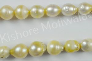 LONG SHAPE CREAM COLOR SOUTH SEA 10-12 MM PEARL BEADS