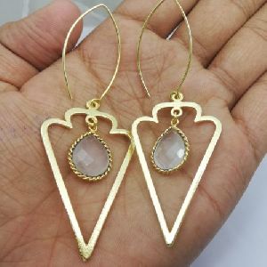 Trendy Arrowhead Charm Earring with Rose Quartz Gemstone