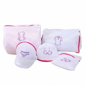 LAUNDRY WASHING BAGS