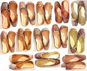 Embroidery Work Ladies Leather Shoes