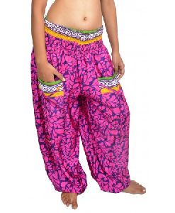 Harem pants with pockets Stretchable Waist