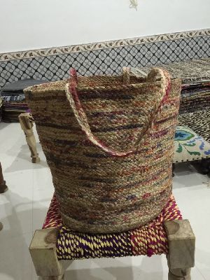 Handwoven Jute Carpets & Bags