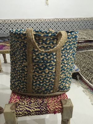 Handwoven Jute Carpets & Bags