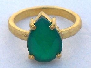 Vermeil gold green onyx gemstone ring