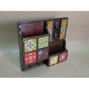 wooden letter box/key holder